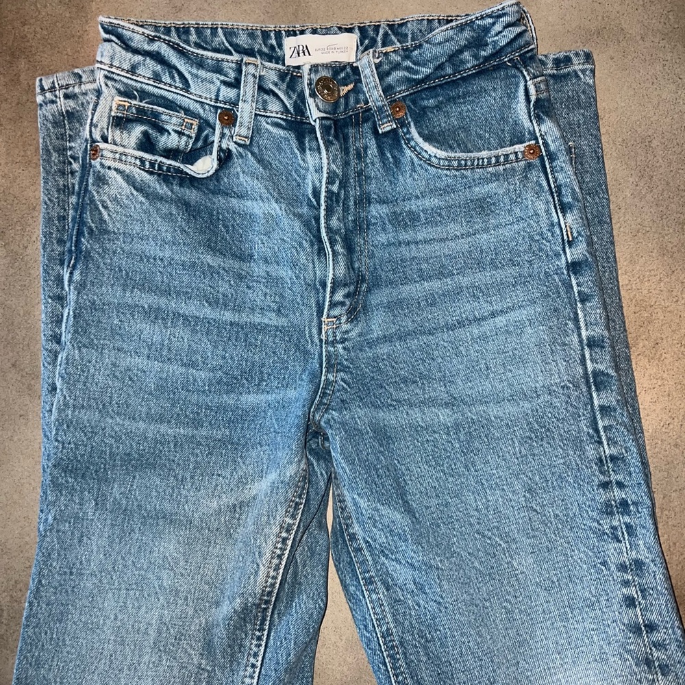 Women’s Zara high rise jeans